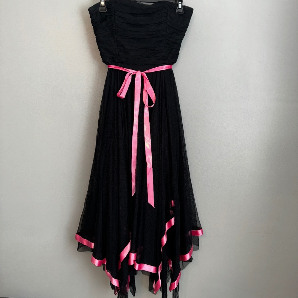 EUC Vintage Caché Strapless Tulle Handkerchief Hem Midi Dress Size 4 Cache